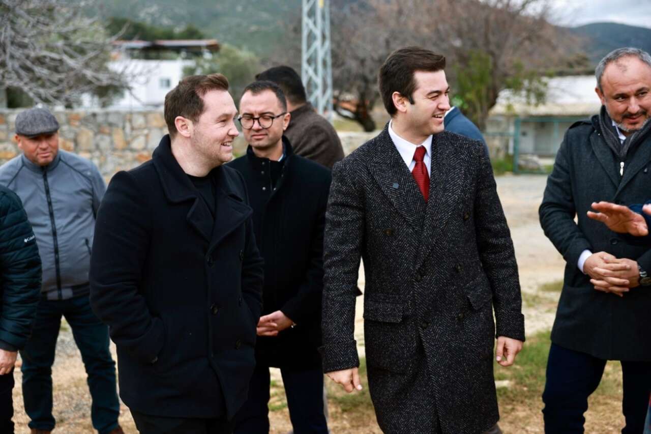 Başkan Mandalinci Sahada: Vatandaşlarla Bir Araya Geliyor 8